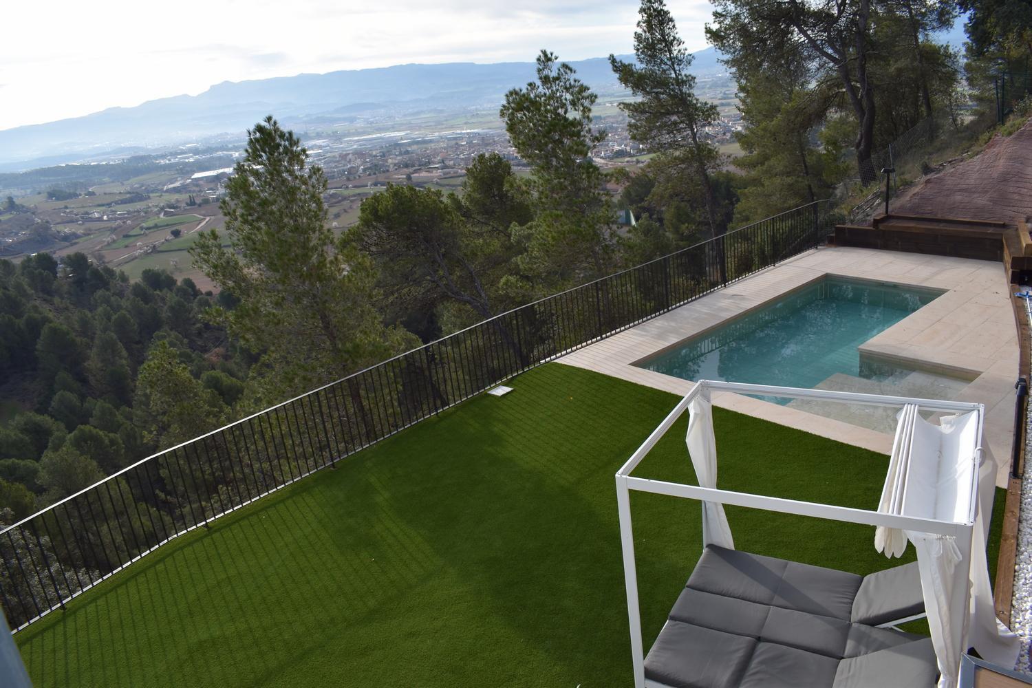 Eagle'S Nest Apartment Castellnou de Bages Ngoại thất bức ảnh