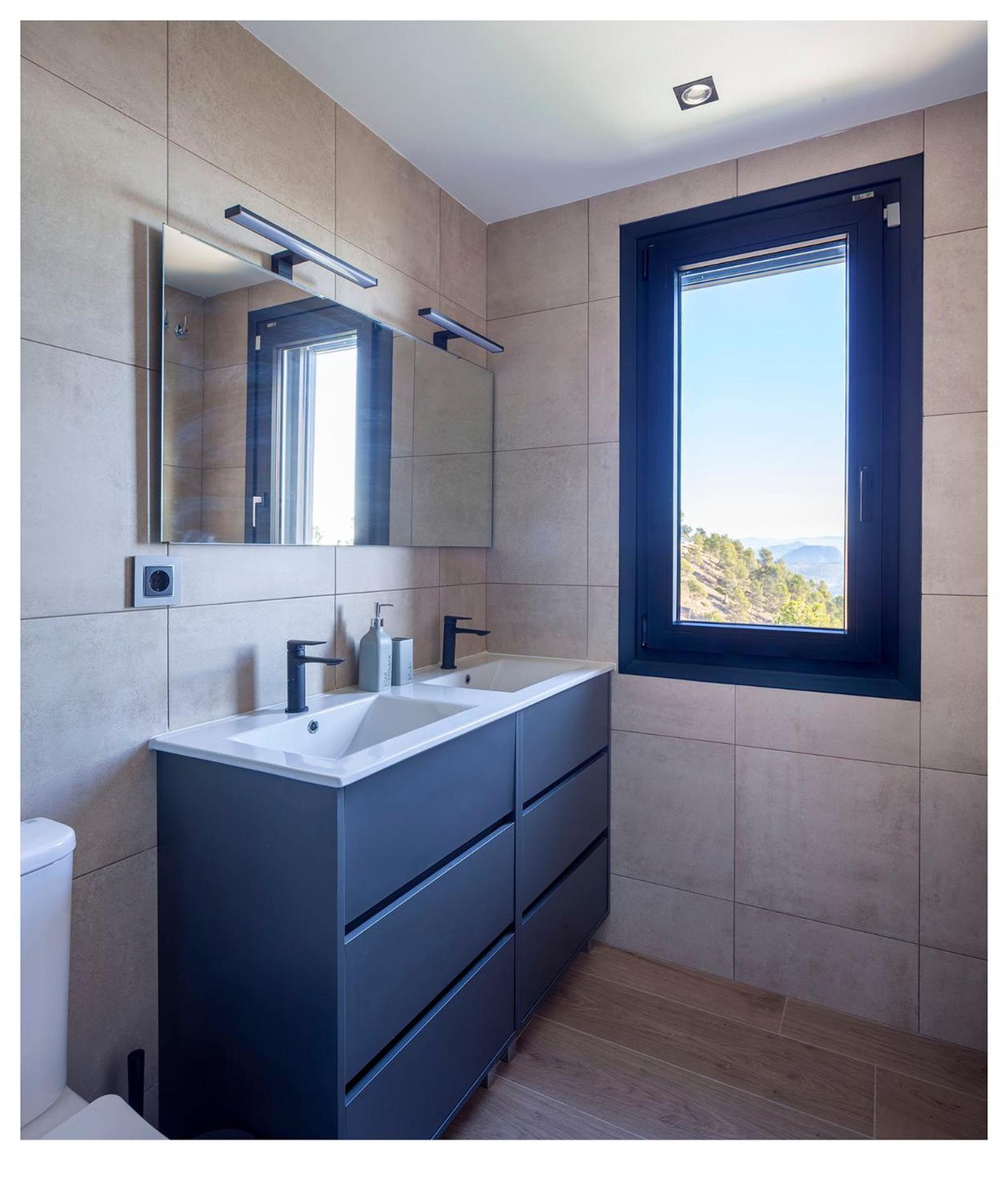 Eagle'S Nest Apartment Castellnou de Bages Ngoại thất bức ảnh