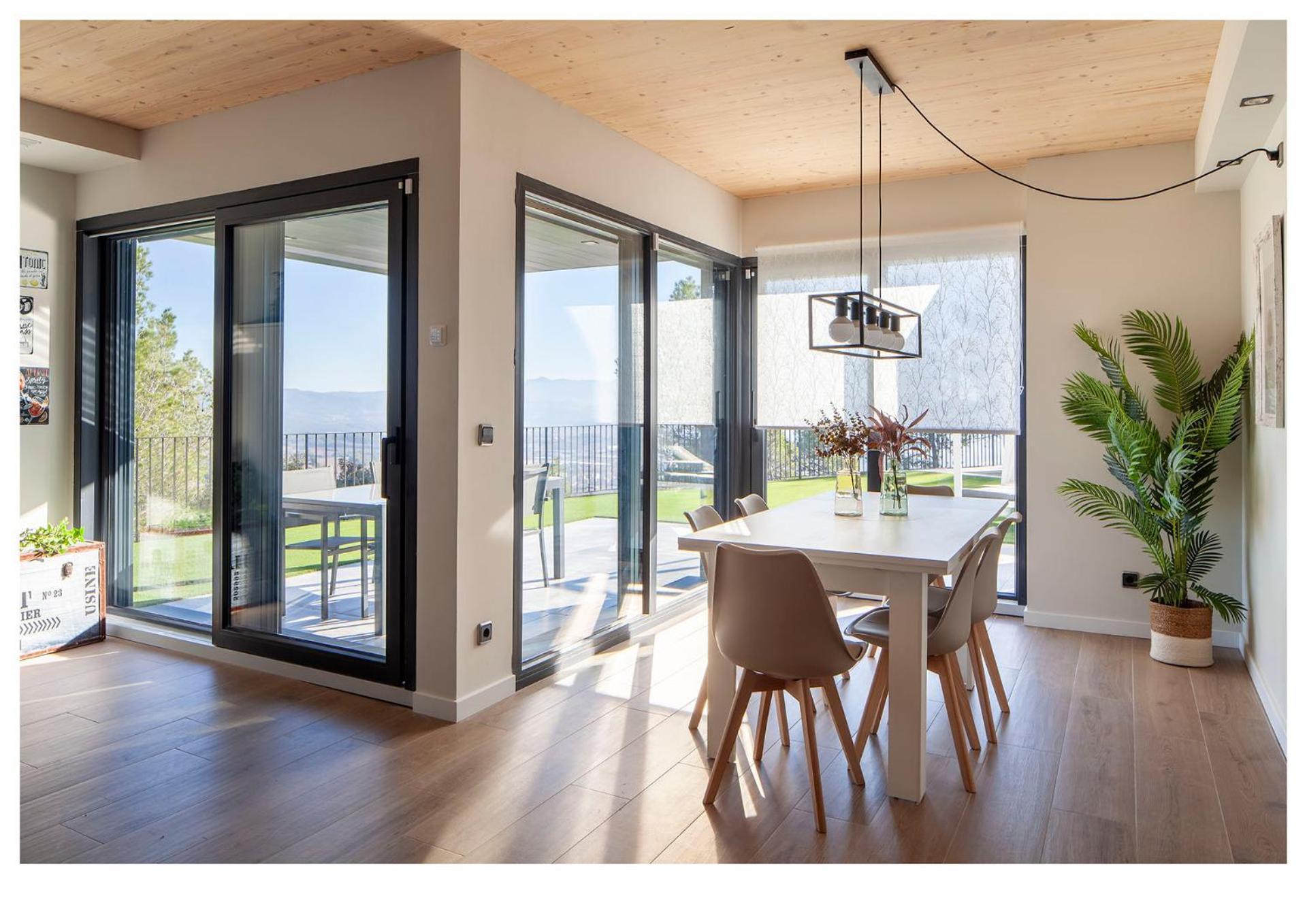 Eagle'S Nest Apartment Castellnou de Bages Ngoại thất bức ảnh