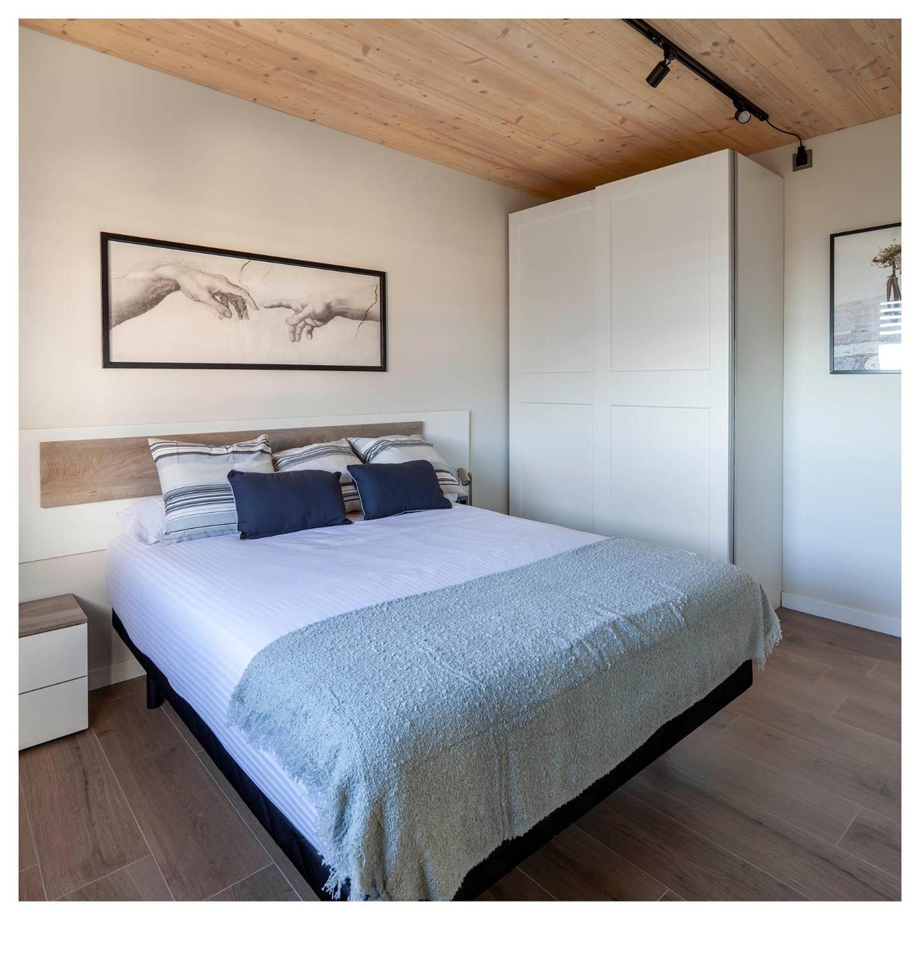 Eagle'S Nest Apartment Castellnou de Bages Ngoại thất bức ảnh