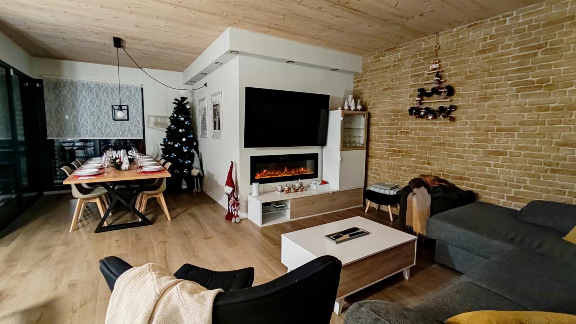Eagle'S Nest Apartment Castellnou de Bages Ngoại thất bức ảnh